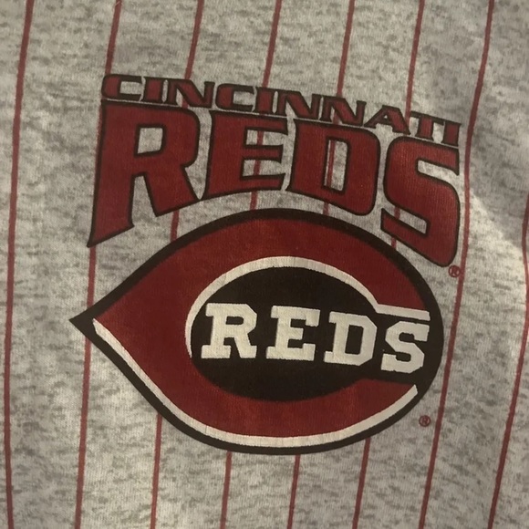 Vintage Majestic Cinninnati Reds MLBPinstripe Tshirt Jersey Size Large - Picture 2 of 8